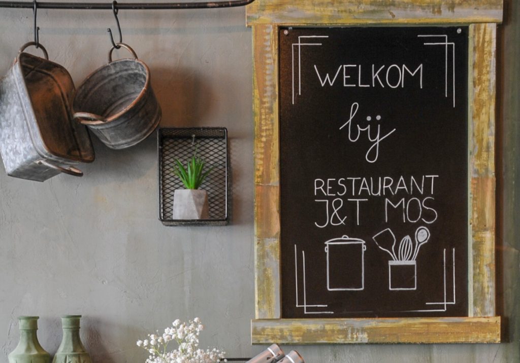 foto interieur restaurant j&t mos